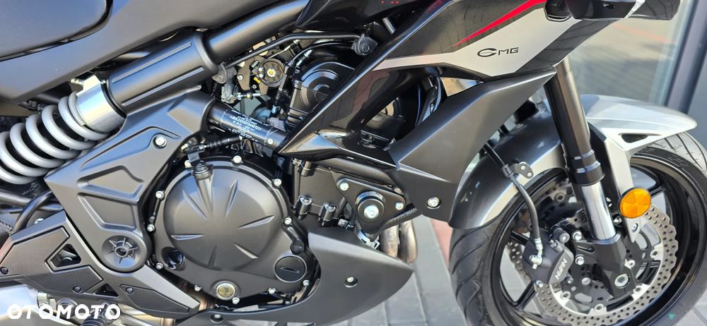 Kawasaki Versys 650 - 11