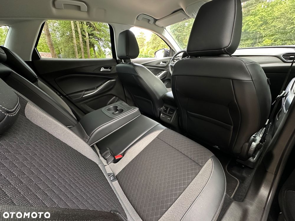 Opel Grandland X - 12