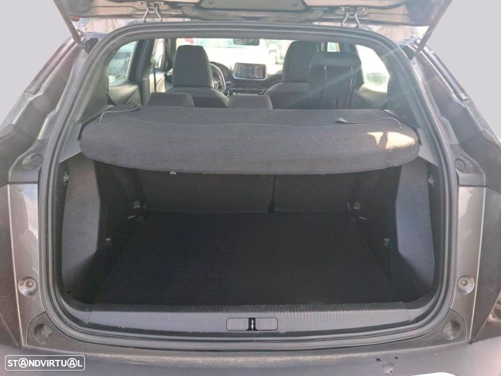 Peugeot 2008 - 9