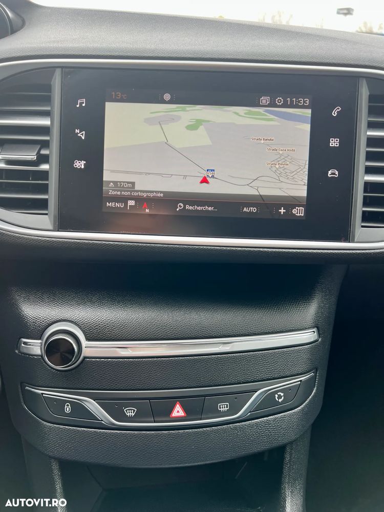 Peugeot 308 1.2 L PureTech Turbo S&S Active - 6