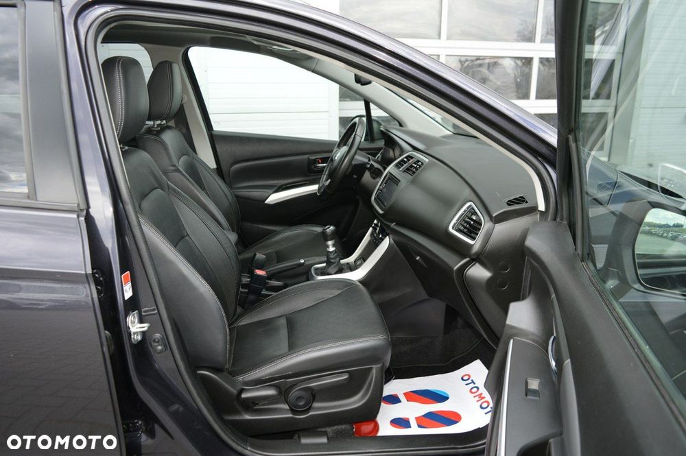 Suzuki SX4 S-Cross 1.6 DDiS Premium Plus - 27