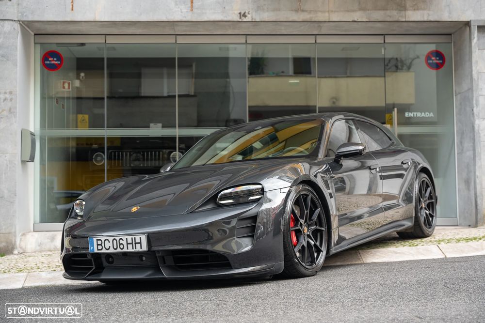 Porsche Taycan Sport Turismo GTS - 1