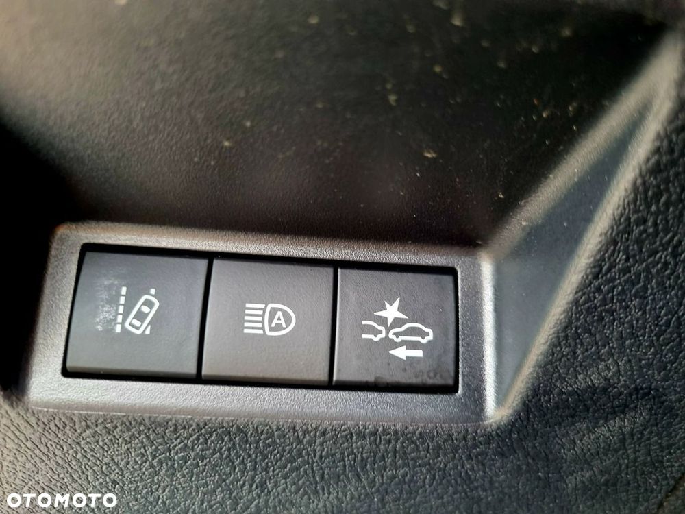 Toyota Yaris Hybrid 100 Active EU6 - 22