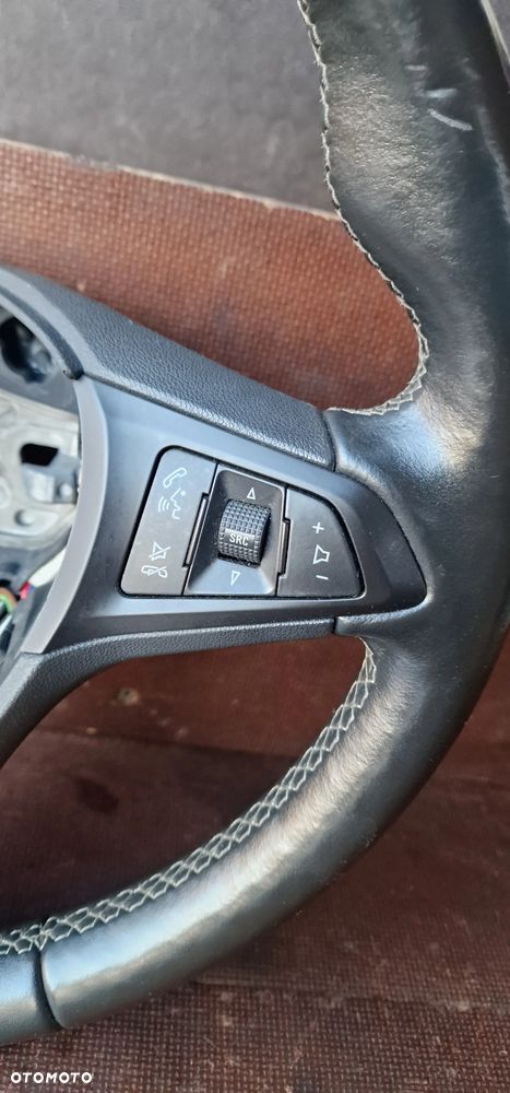 KIEROWNICA SKÓRA Podgrzewana 39108895 OPEL ASTRA K V - 8