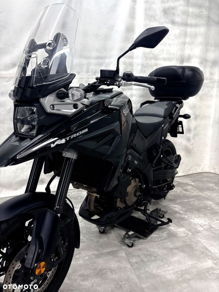 Suzuki V-STROM - 2