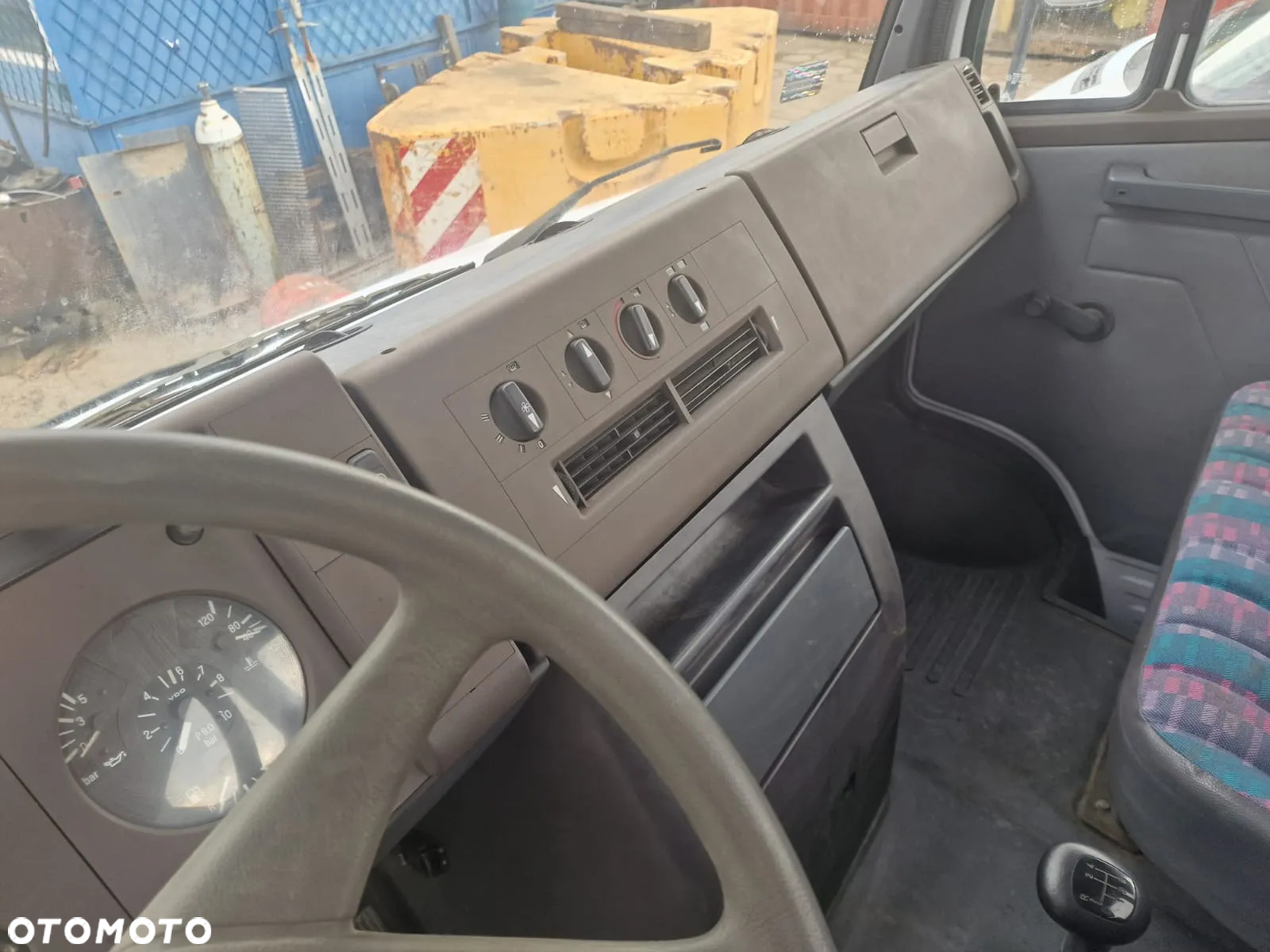 Mercedes-Benz 814DA 4x4 - 26