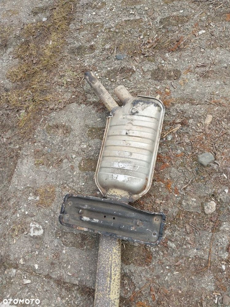 Tłumik wydech końcowy środkowy bmw e 46 e46 2.0 benzyna 320i 2.2 CI R6 - 4