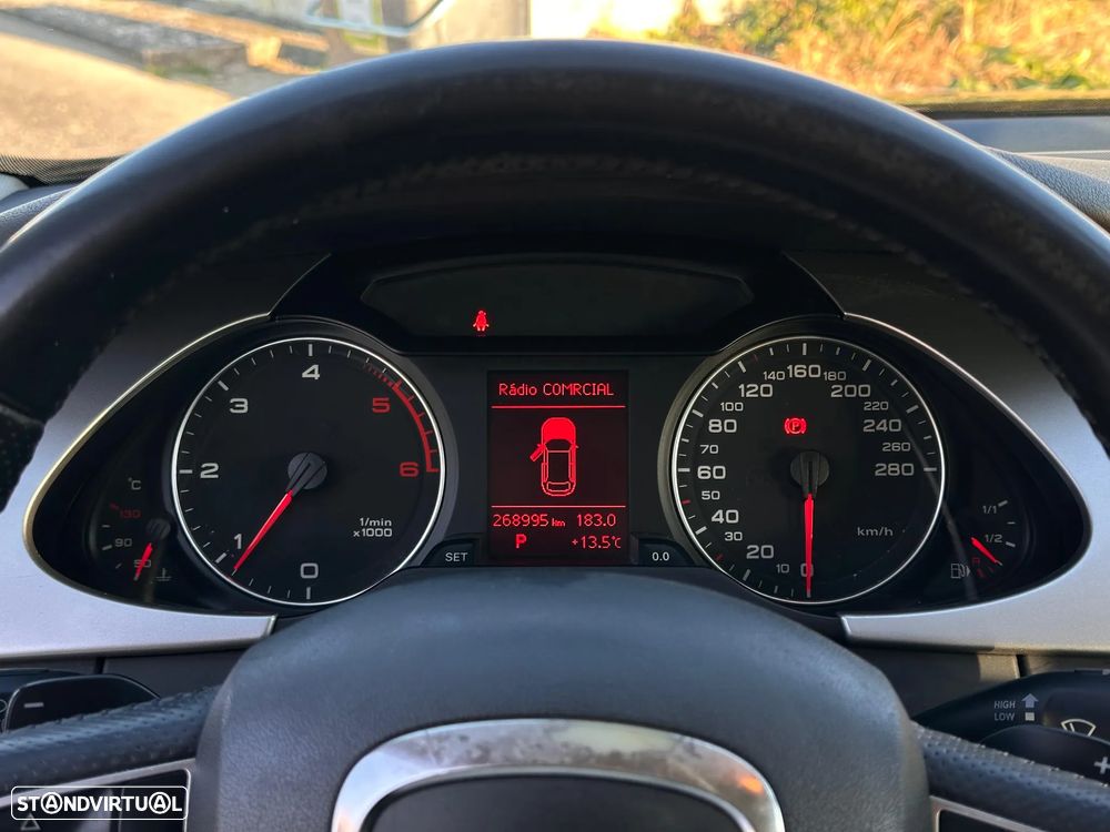 Audi A4 Avant 2.0 TDI Multitronic - 9