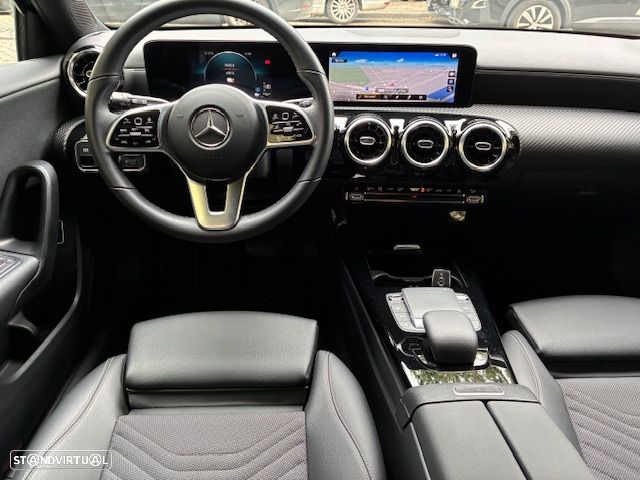 Mercedes-Benz A 250 e - 3