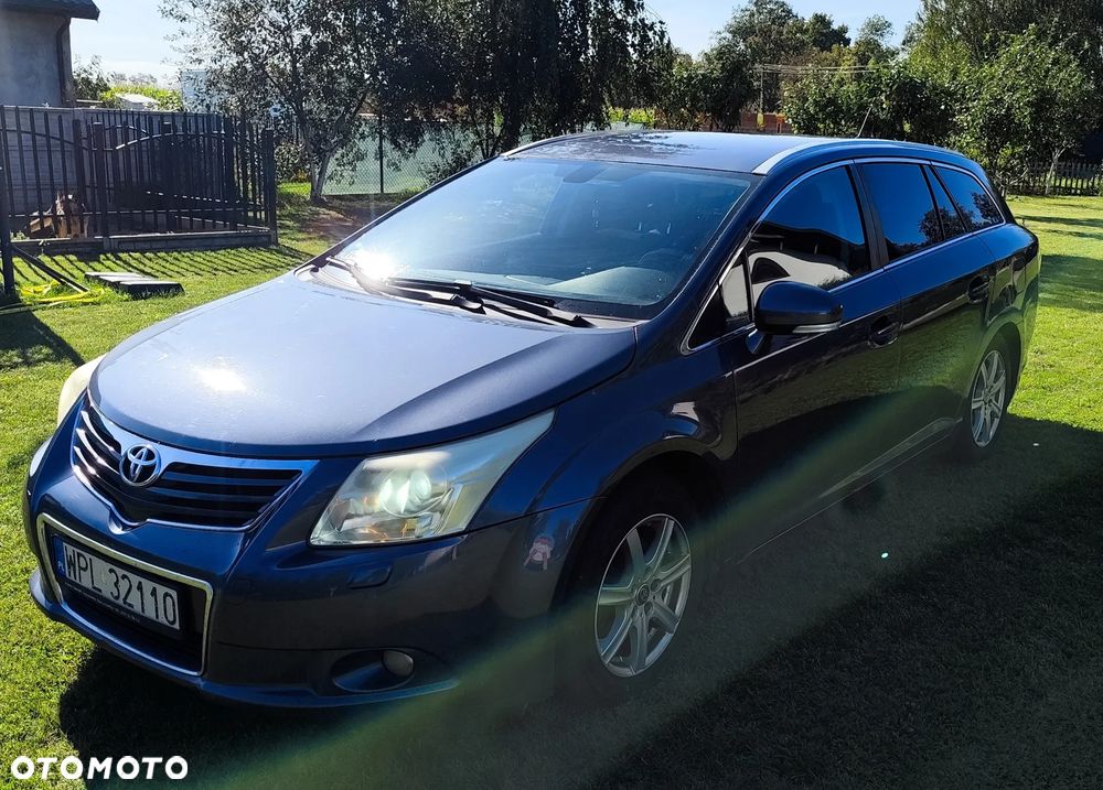 Toyota Avensis 1.8 Sol - 2