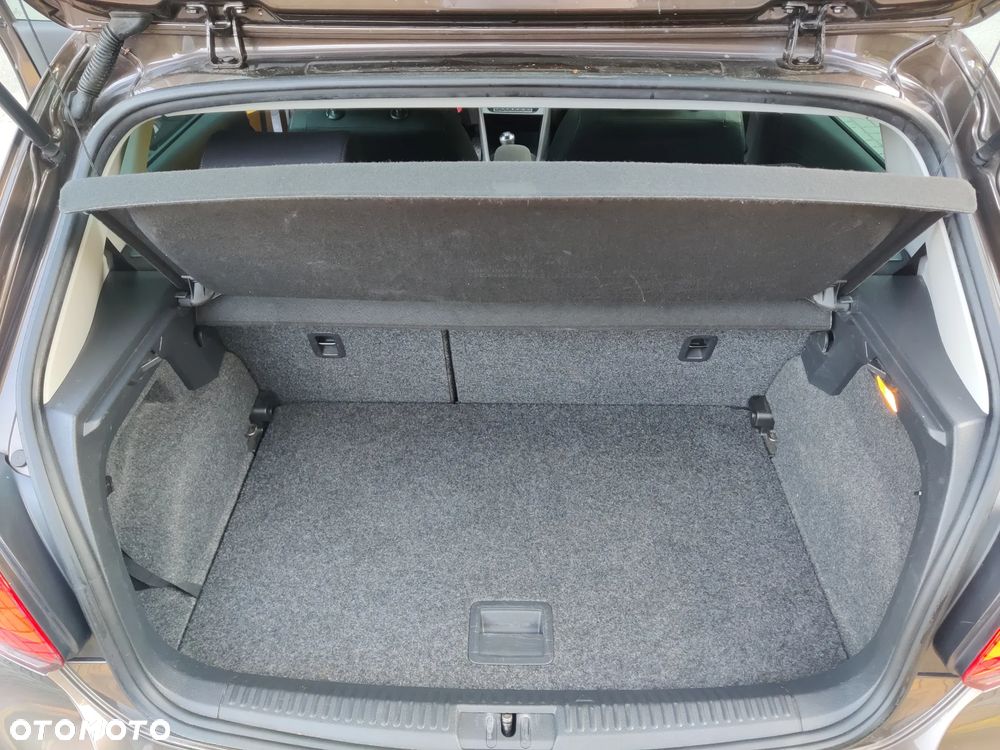 Volkswagen Polo 1.2 TSI Life - 22