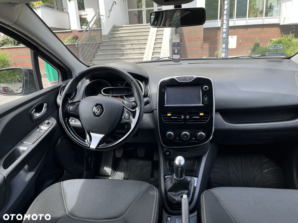 Renault Clio 1.2 16V Alize - 11