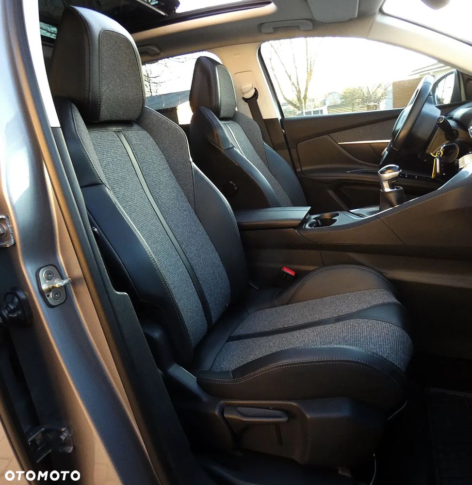 Peugeot 3008 1.6 BlueHDi Allure S&S - 28