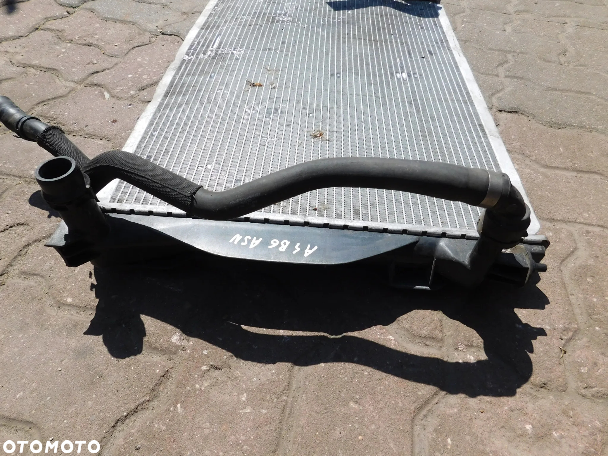 chłodnica wody AUDI A4 B6 3.0 ASN AUTOMAT - 2