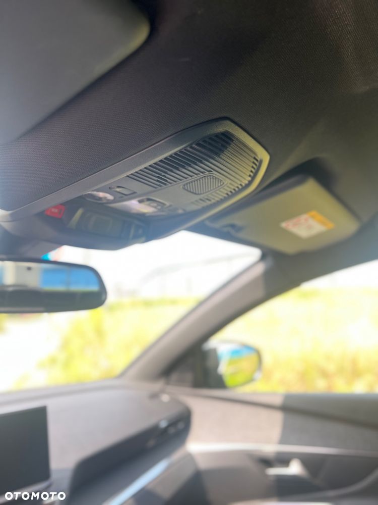 Peugeot 3008 1.6 PureTech Hybrid PHEV Allure Pack S&S EAT8 - 11