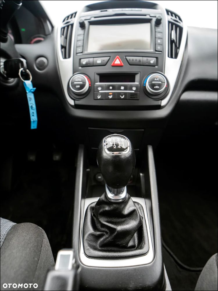 Kia Ceed - 26