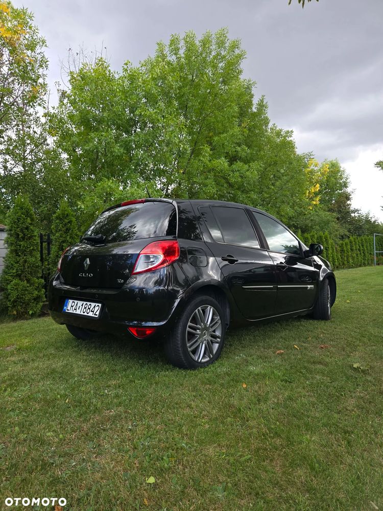Renault Clio 1.2 16V TCE Night&Day - 11