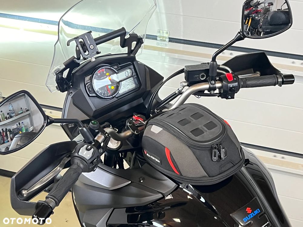 Suzuki DL - 20
