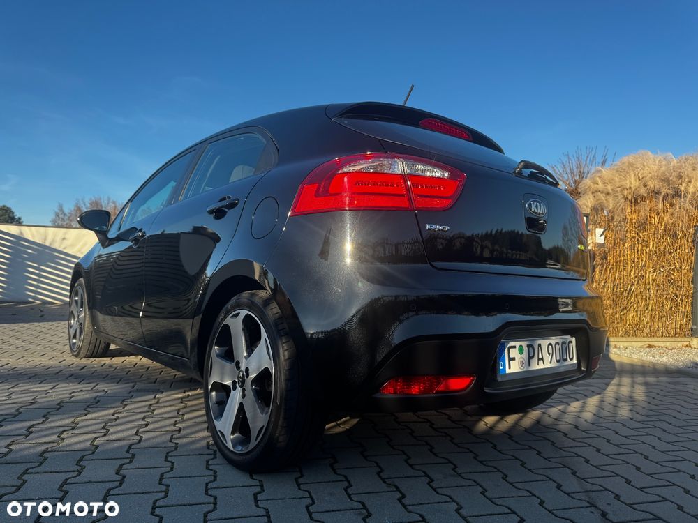 Kia Rio 1.4 Platinum Edition - 3