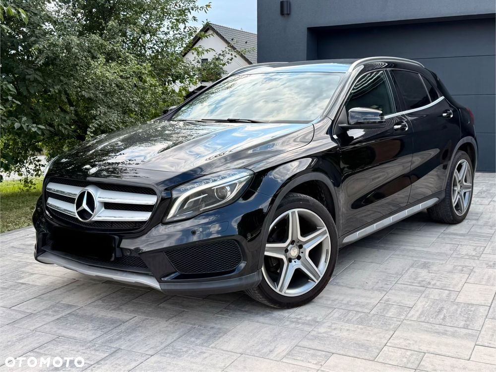 Mercedes-Benz GLA 200 7G-DCT AMG Line - 5