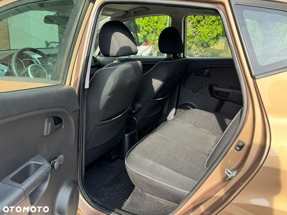Kia Venga 1.4 M - 30