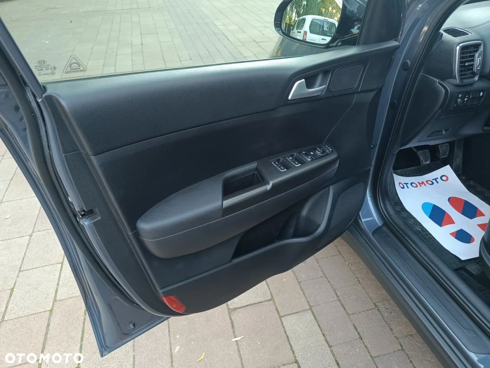 Kia Sportage 1.6 GDI L 2WD - 25