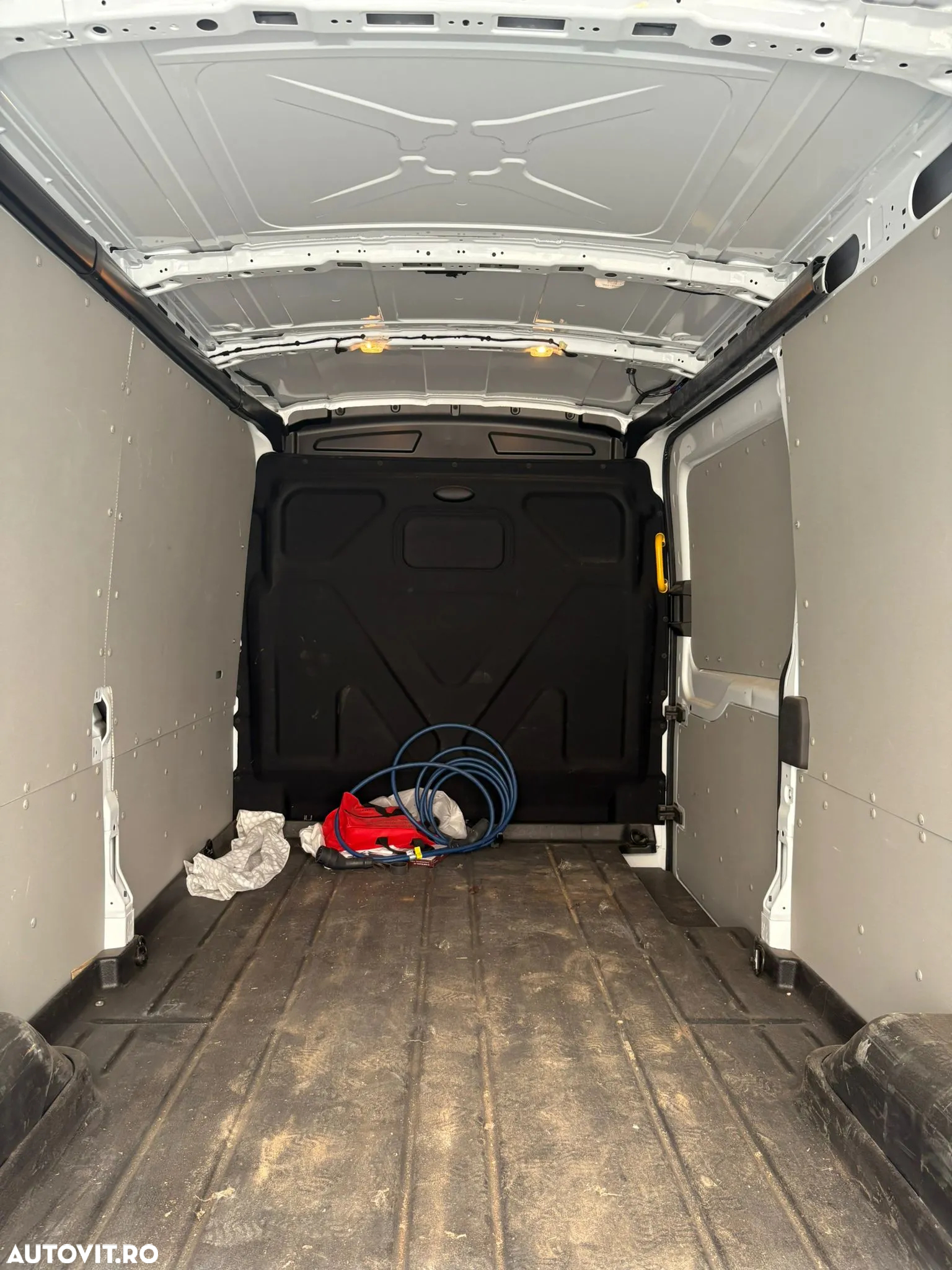 Ford Transit - 6