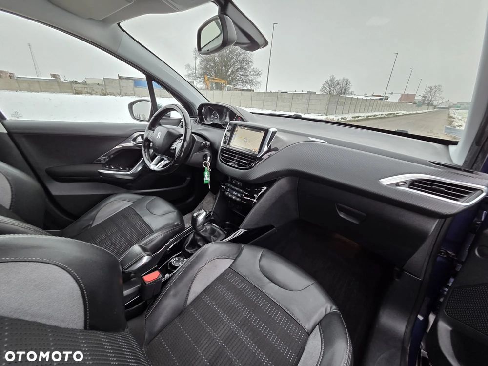 Peugeot 2008 PureTech 110 Stop&Start Allure - 21