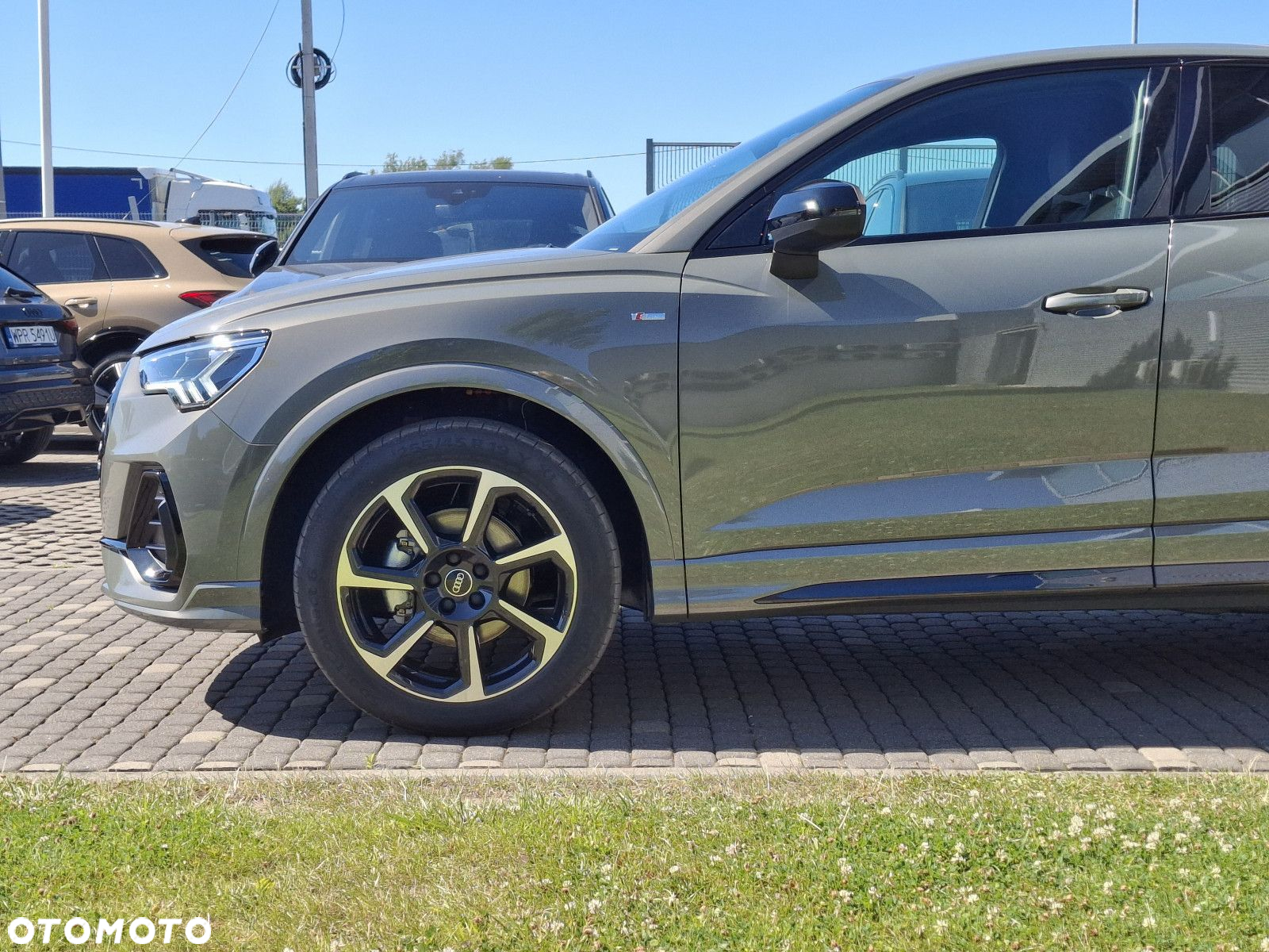 Audi Q3 Sportback - 2