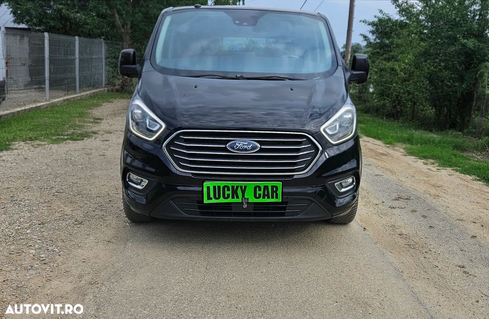 Ford Tourneo Custom - 2