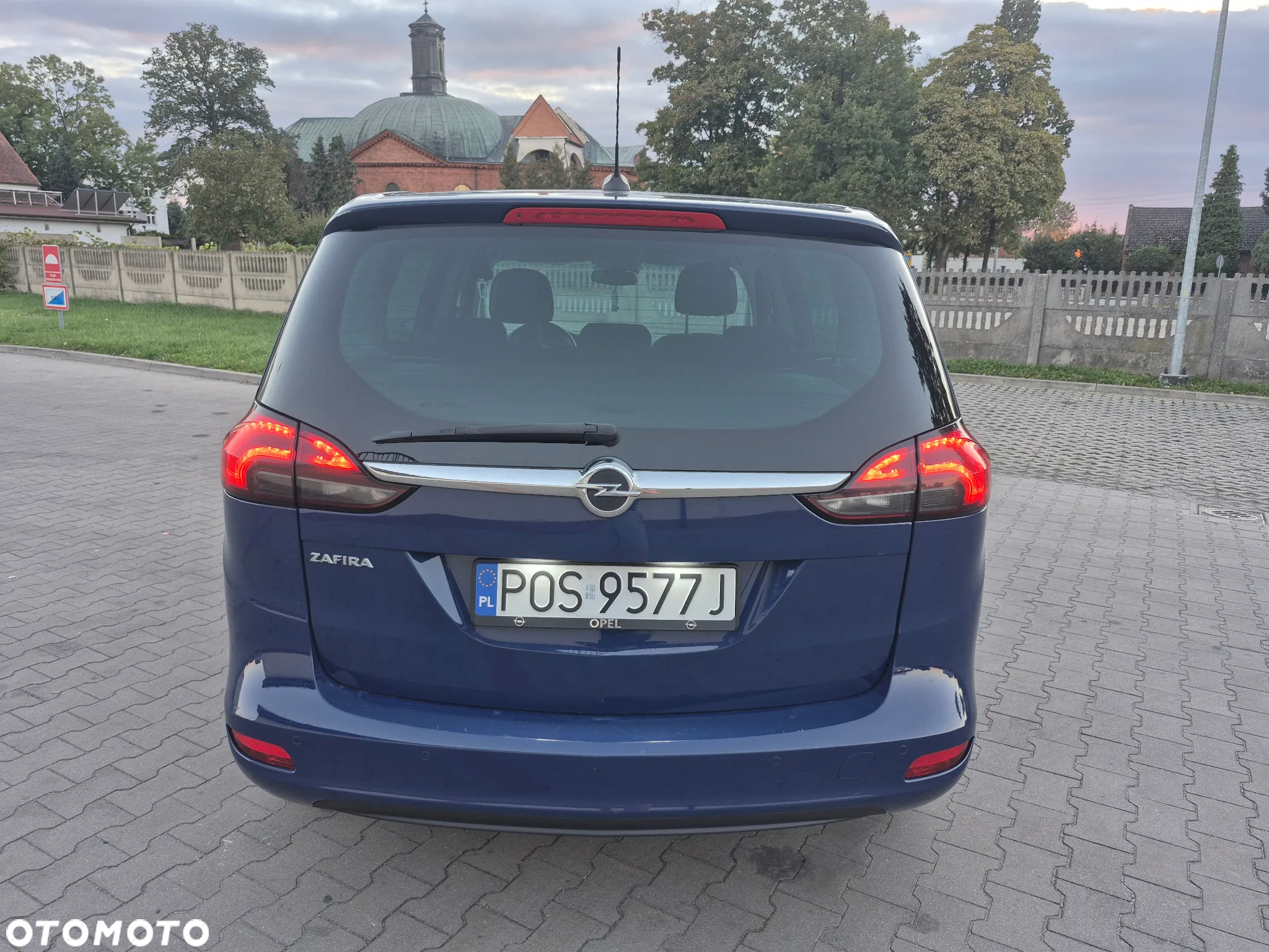 Opel Zafira 2.0 D Automatik 120 Jahre - 18