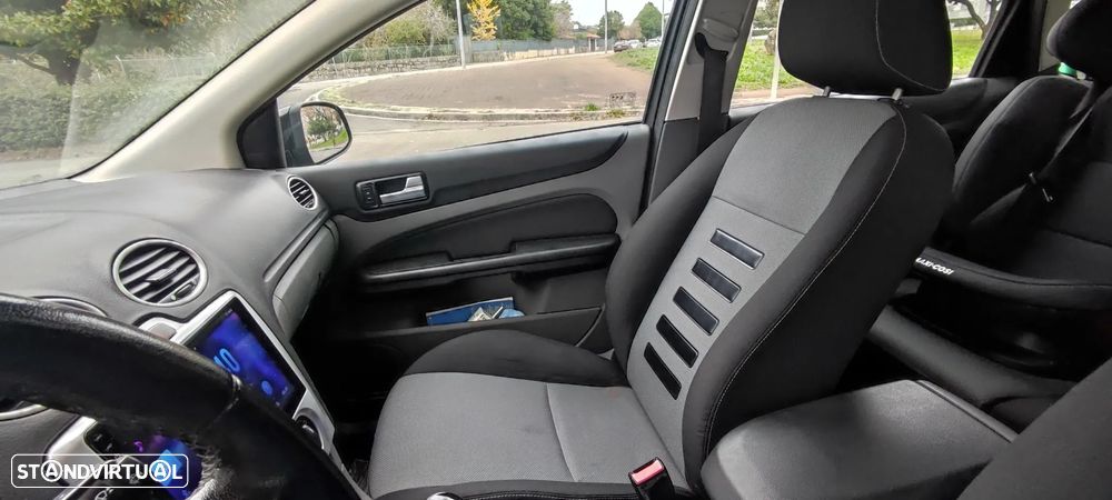 Ford Focus SW 1.4 Trend - 21