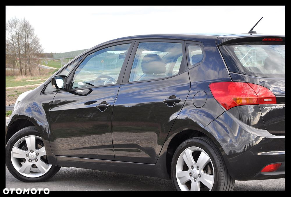 Kia Venga 1.4 CVVT Business Line - 12