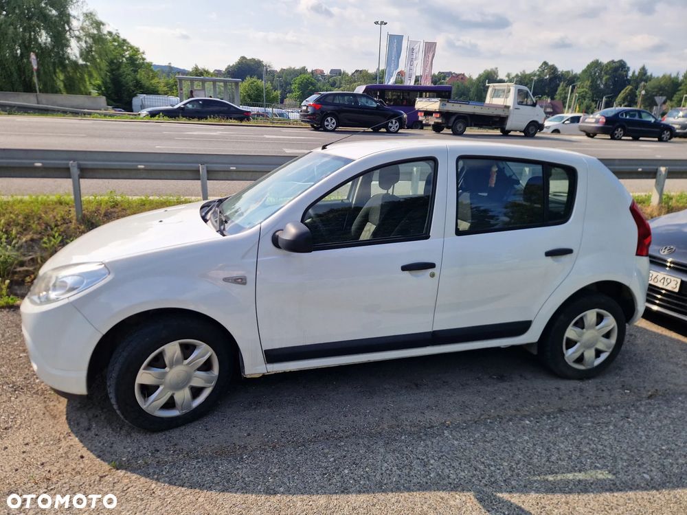 Dacia Sandero - 2