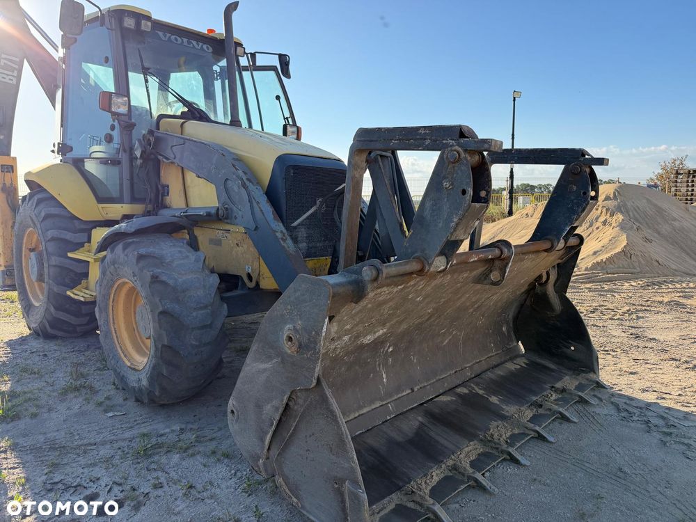 Volvo BL71 - 2