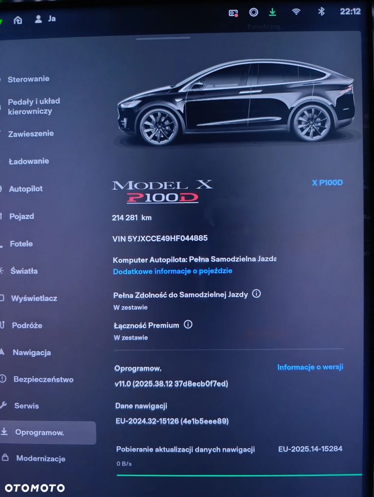 Tesla Model X - 8