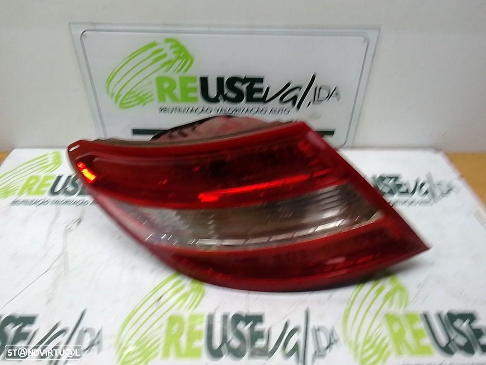 Farolim Stop Esq Mercedes-Benz C-Class (W204) - 2