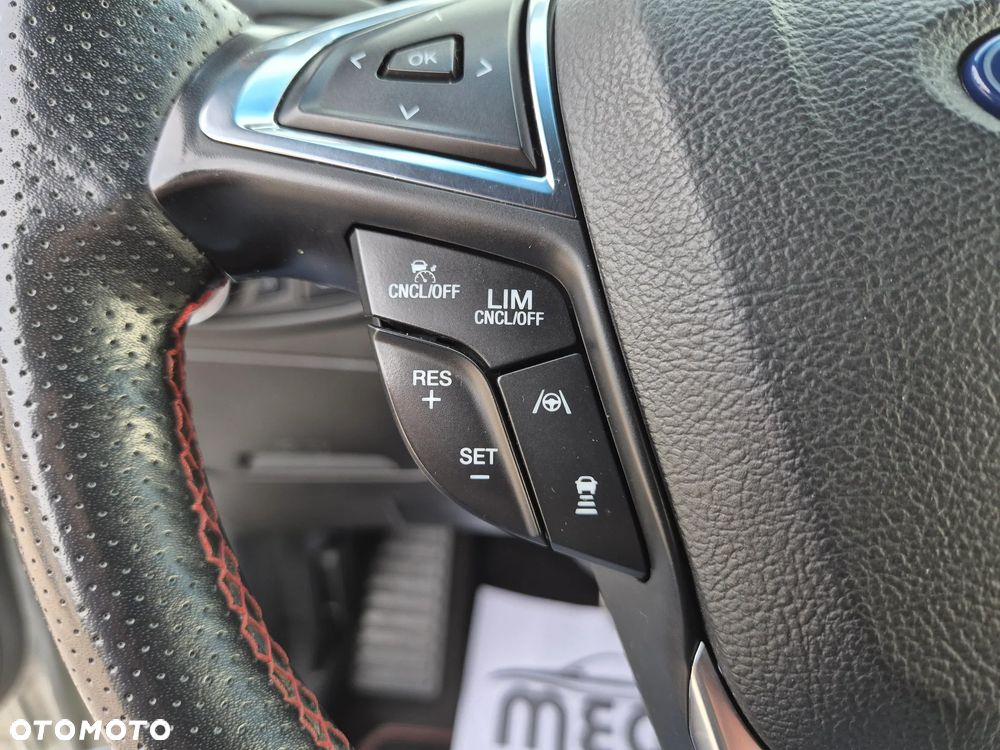 Ford Edge 2.0 EcoBlue Bi-Turbo 4x4 ST-LINE - 32