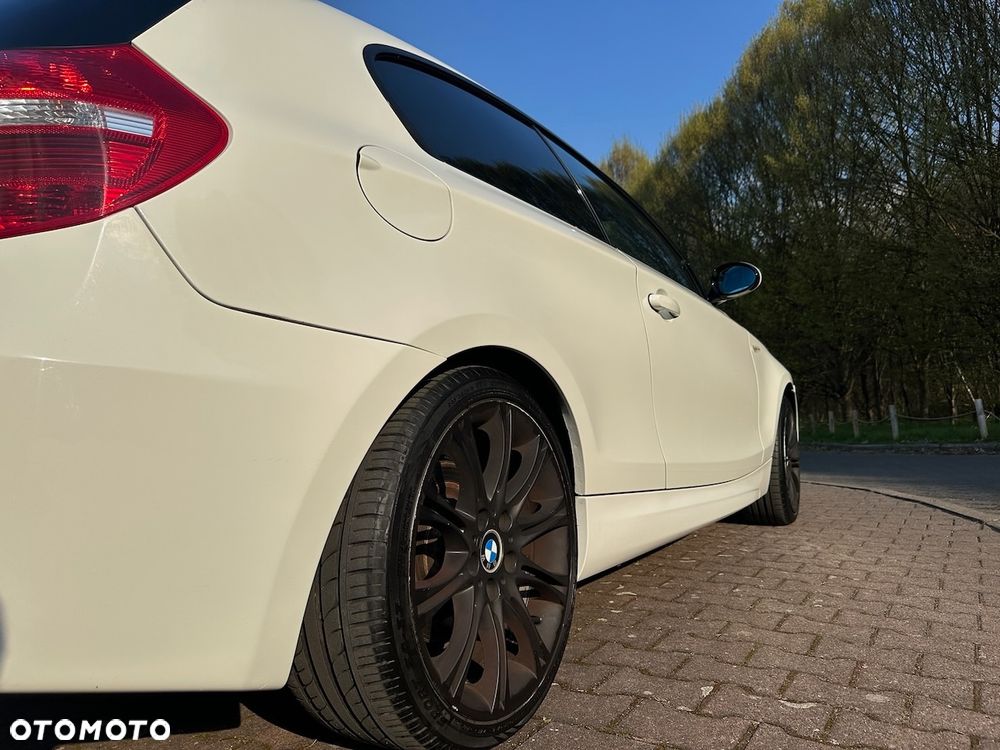BMW Seria 1 118d DPF - 14