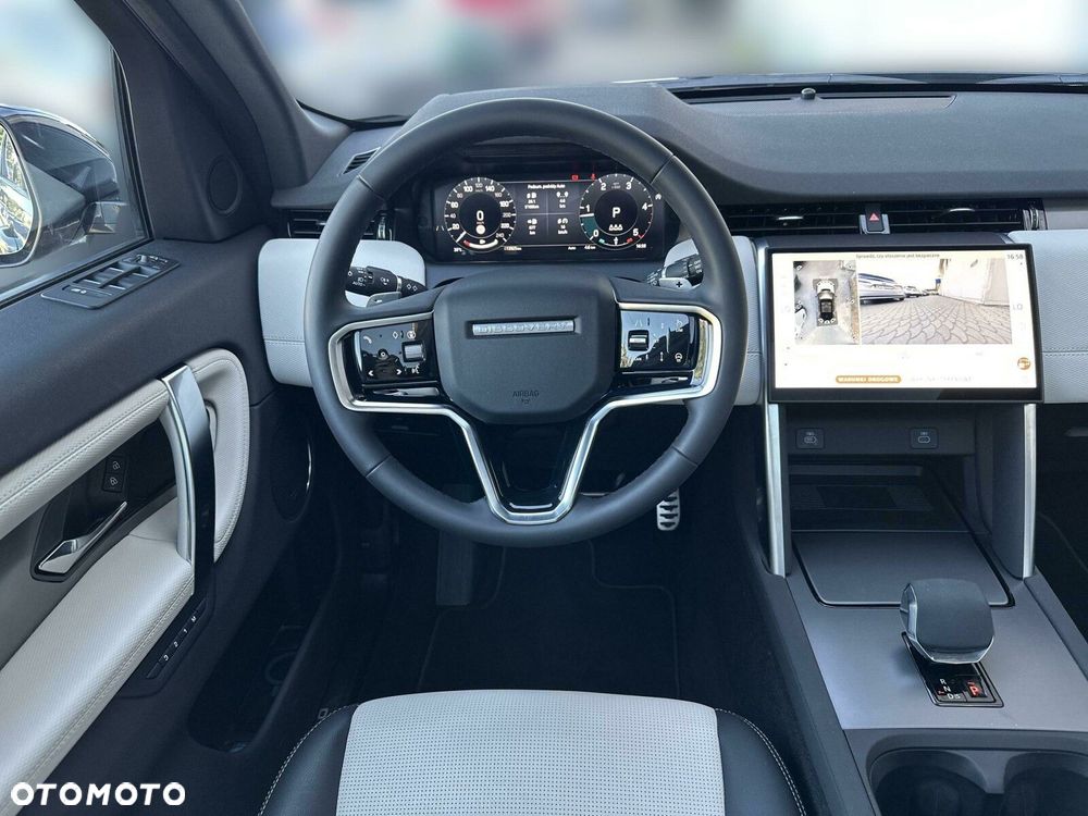 Land Rover Discovery Sport - 16