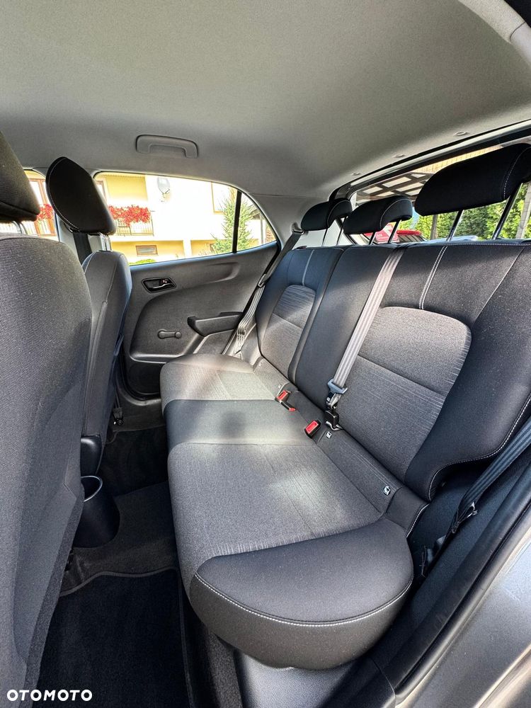 Kia Picanto 1.0 Dream-Team Edition - 32