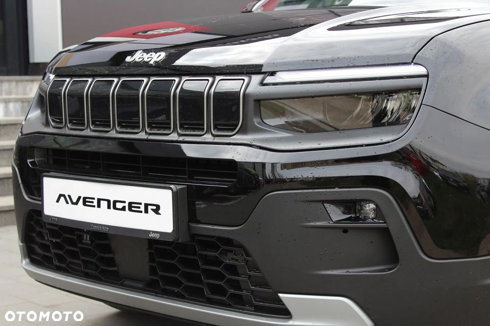 Jeep Avenger 1.2 T3 mHEV Altitude FWD eDCT6 - 7