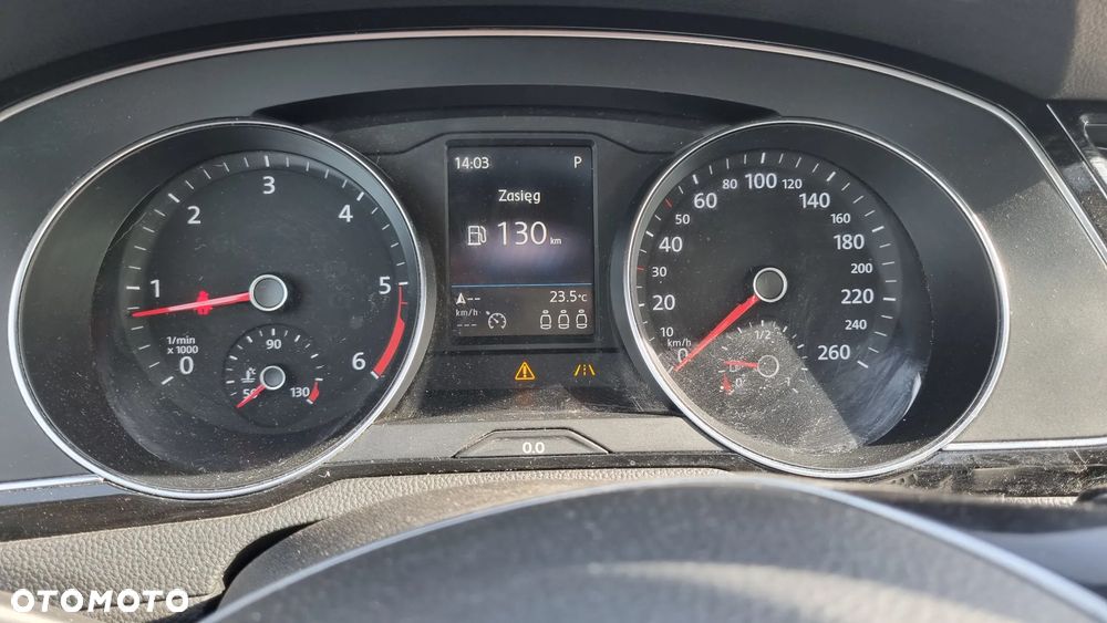 Volkswagen Passat Variant 2.0 TDI BMT Highline DSG - 37