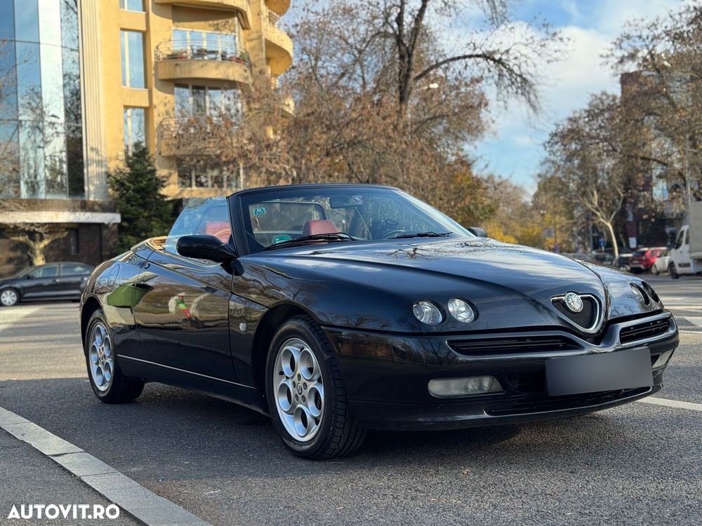 Alfa Romeo Spider - 1