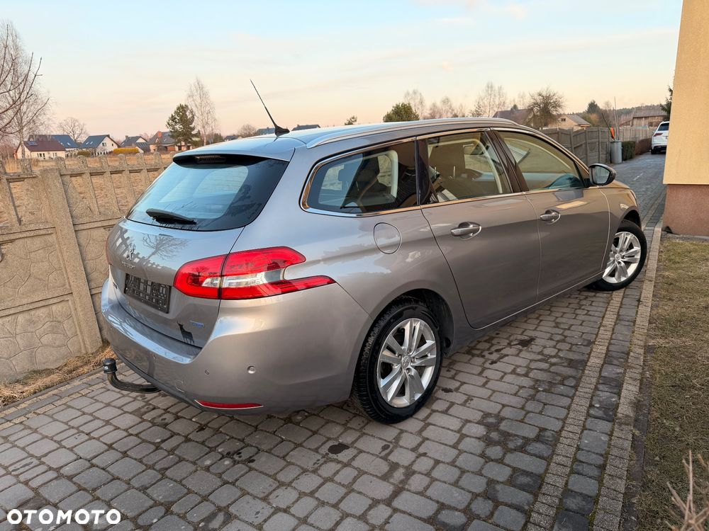 Peugeot 308 BlueHDi FAP 120 Stop & Start Allure - 9
