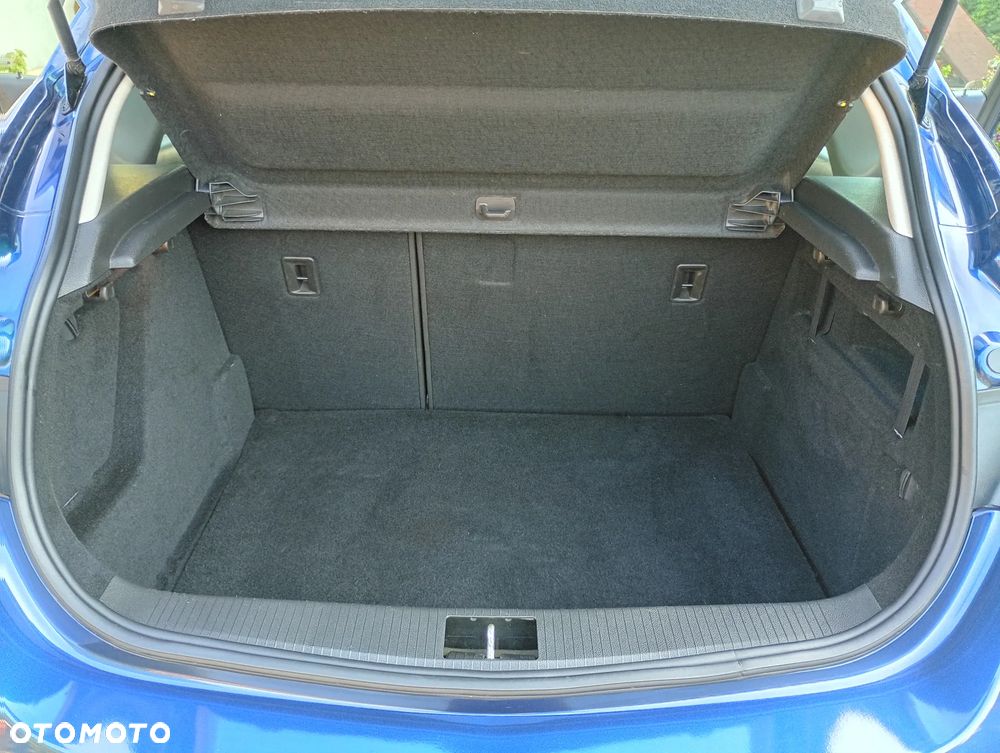 Opel Astra 1.4 Turbo Design Edition - 15