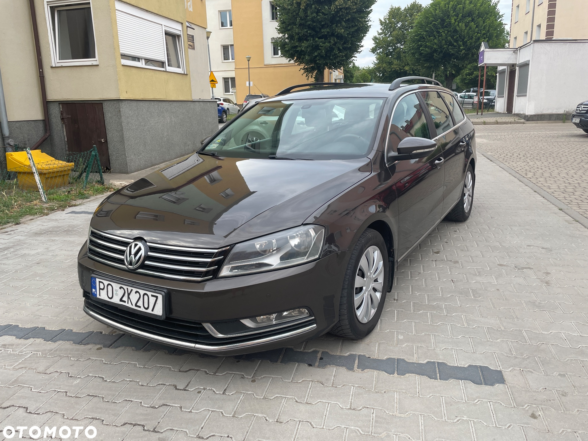 Volkswagen Passat 2.0 TDI Comfortline - 11