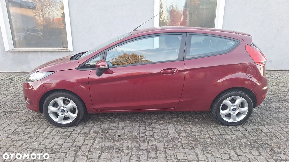 Ford Fiesta 1.25 Ambiente - 2