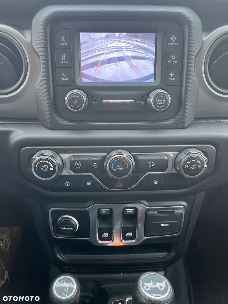 Jeep Wrangler 3.6 X - 9