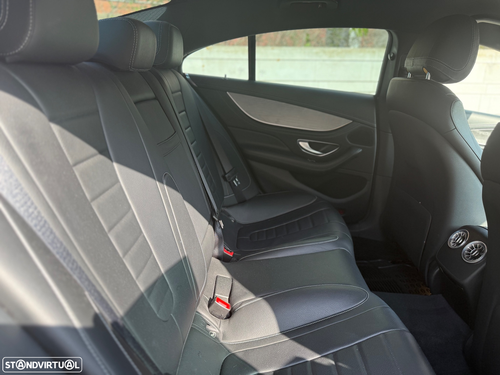 Mercedes-Benz CLS 400 d 4Matic - 8